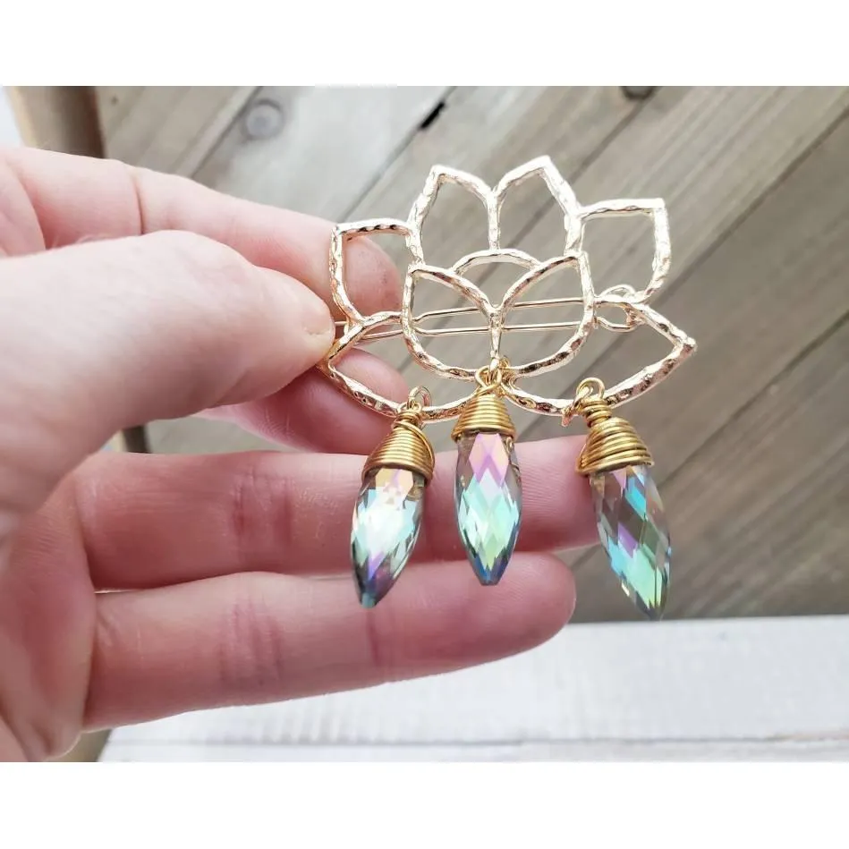 Gold lotus flower hair clip