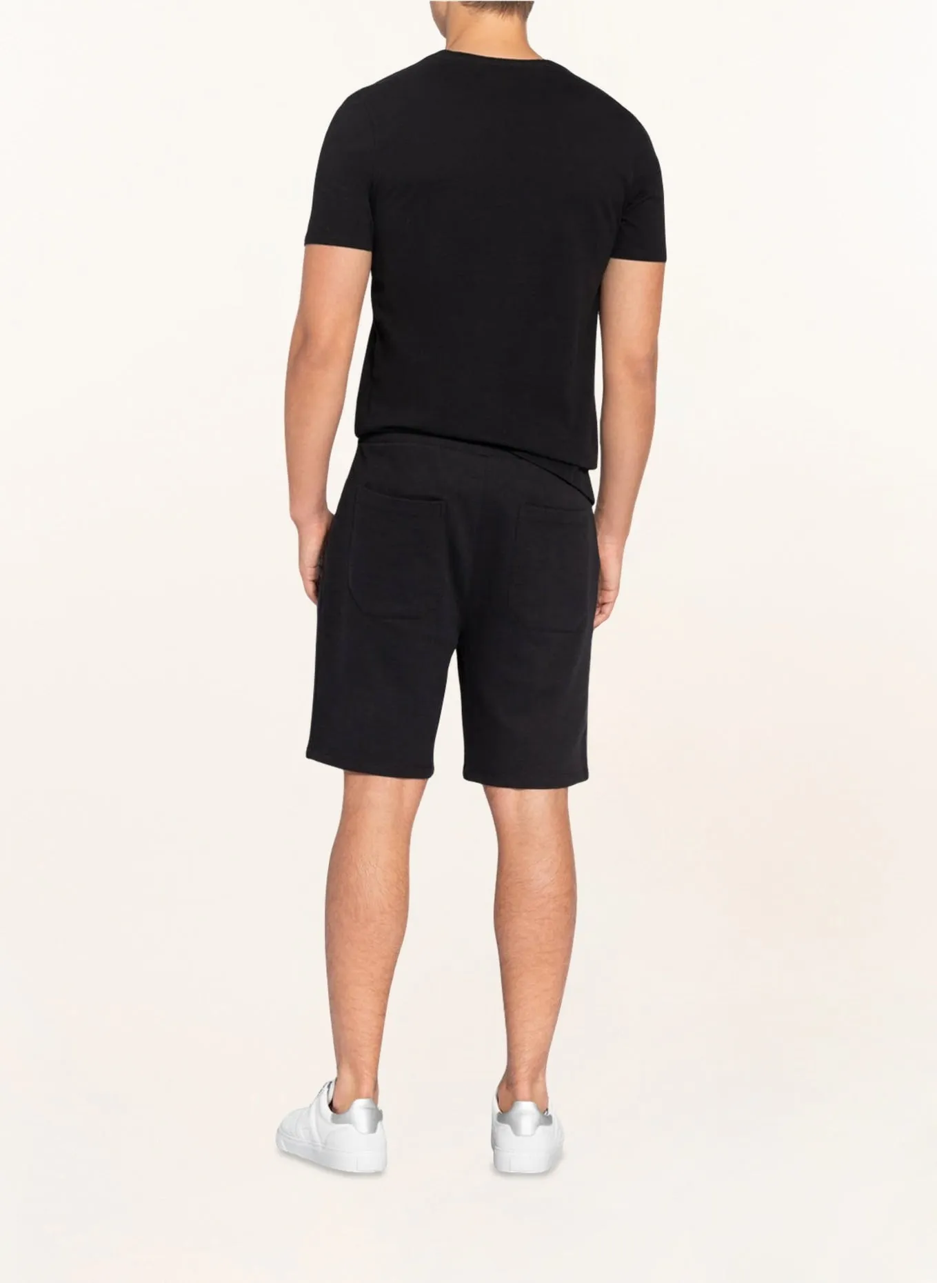 Juvia sports shorts, black