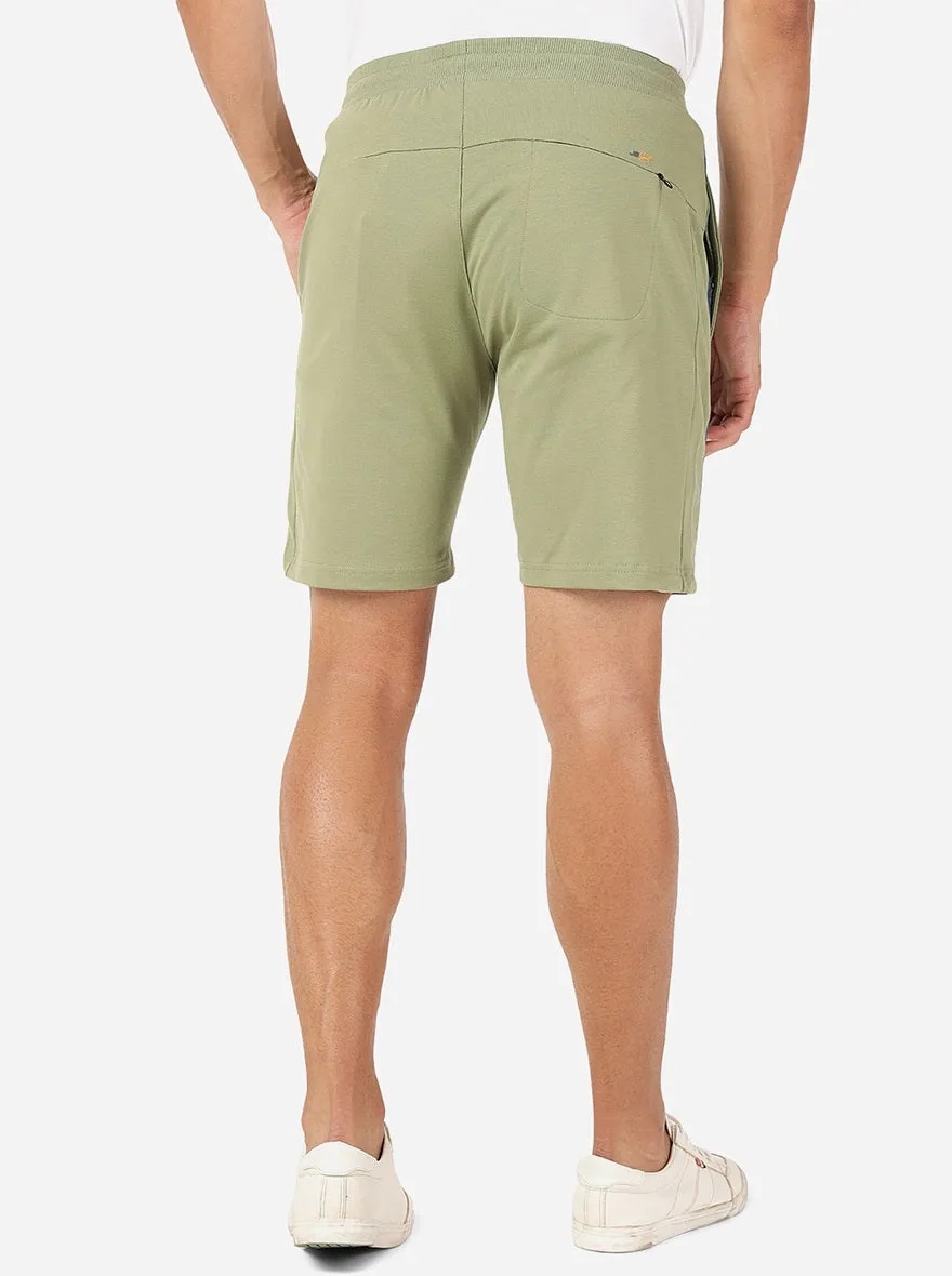 Pista Green Solid Slim Fit Shorts | JadeBlue